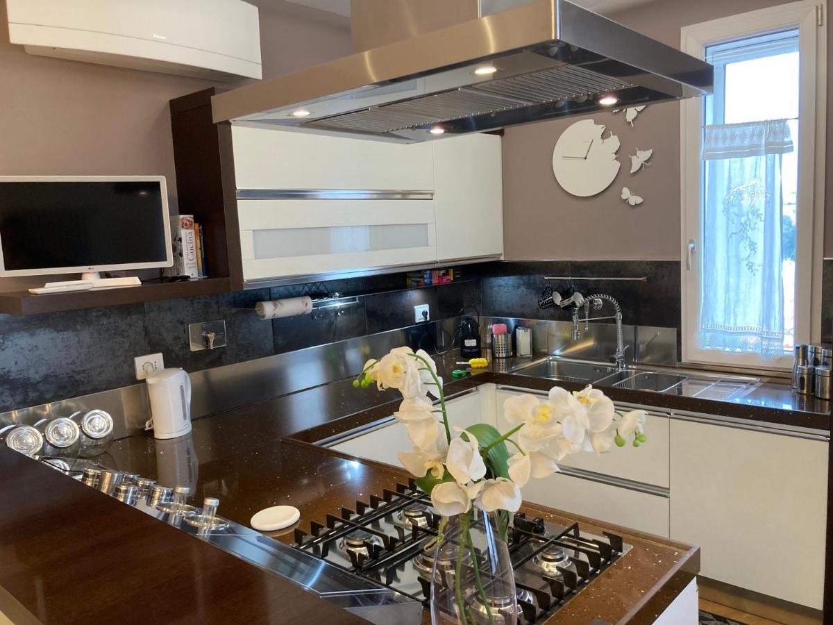 Thesan Lodge, Chic & Modern Design Apartment 그레세토 외부 사진